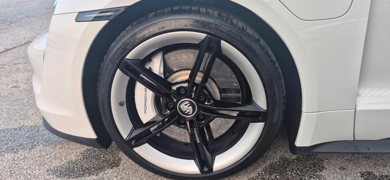 Porsche Taycan Turbo Electric