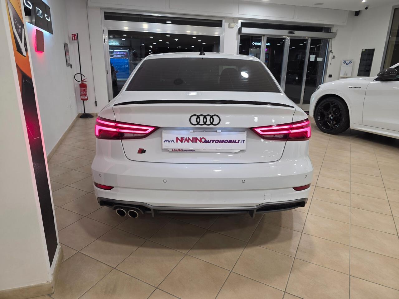 Audi A3 Sedan 35 TDI S tronic line edition