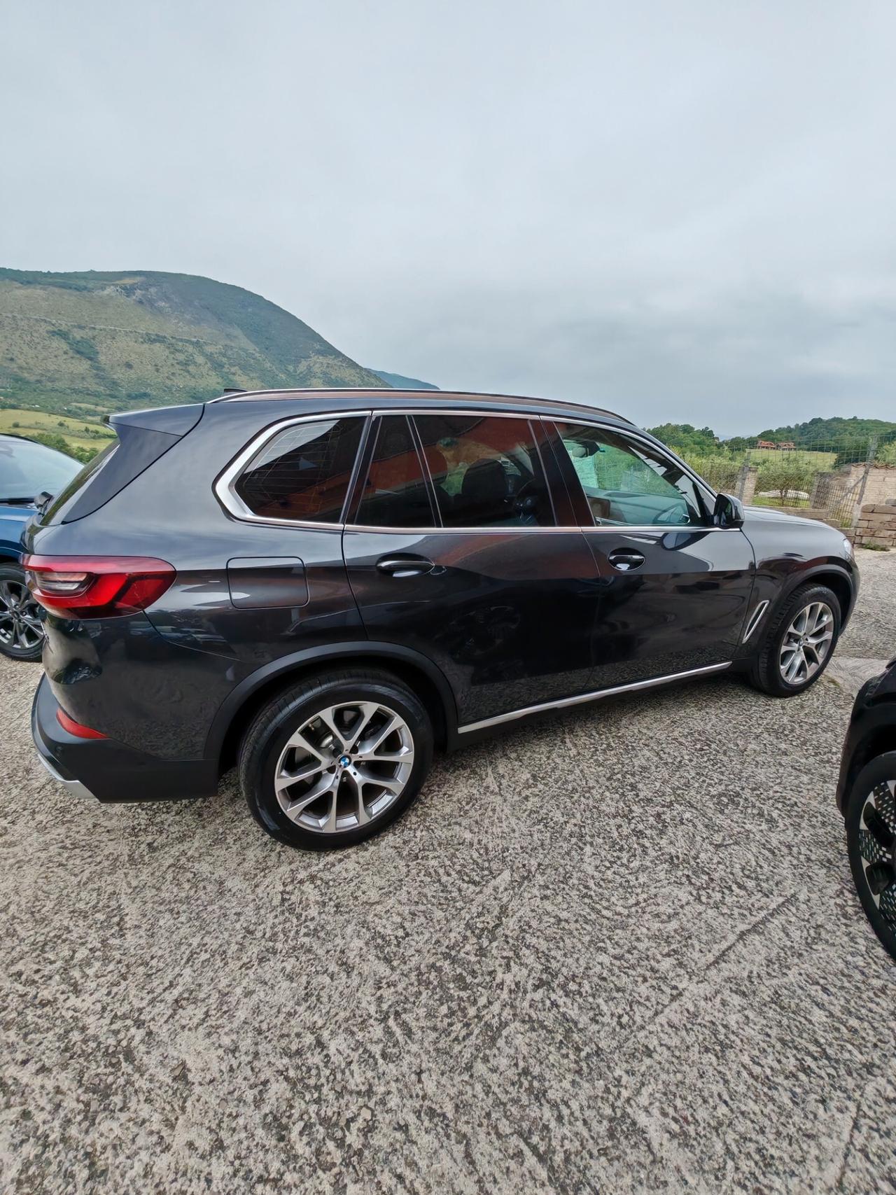 BMW X5 M-SPORT 286CV -