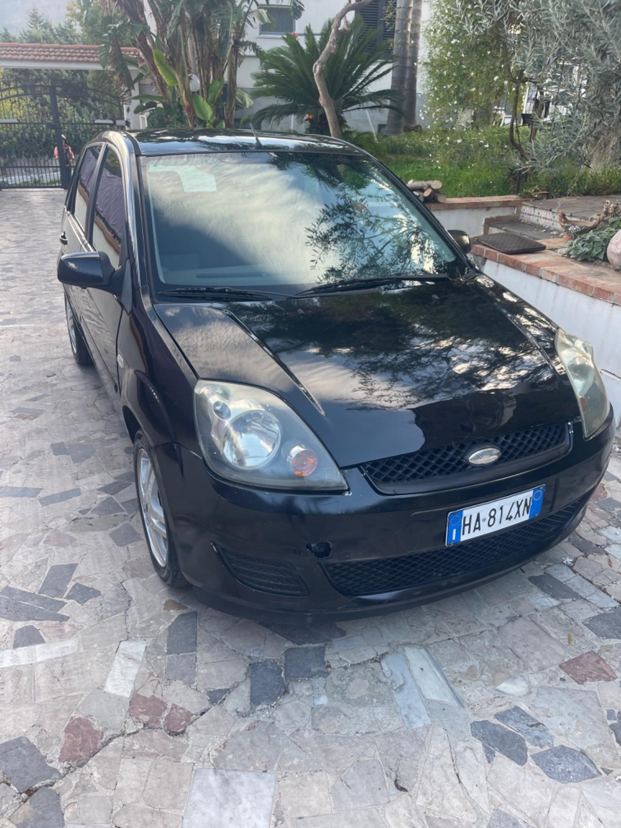 Ford Fiesta 1.4 TDCi 5p. Ghia
