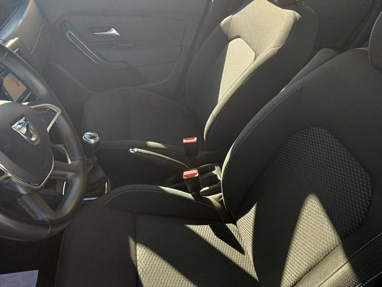 DACIA DUSTER 1.5 Blue DCI NAVI PREZZO PROMO!
