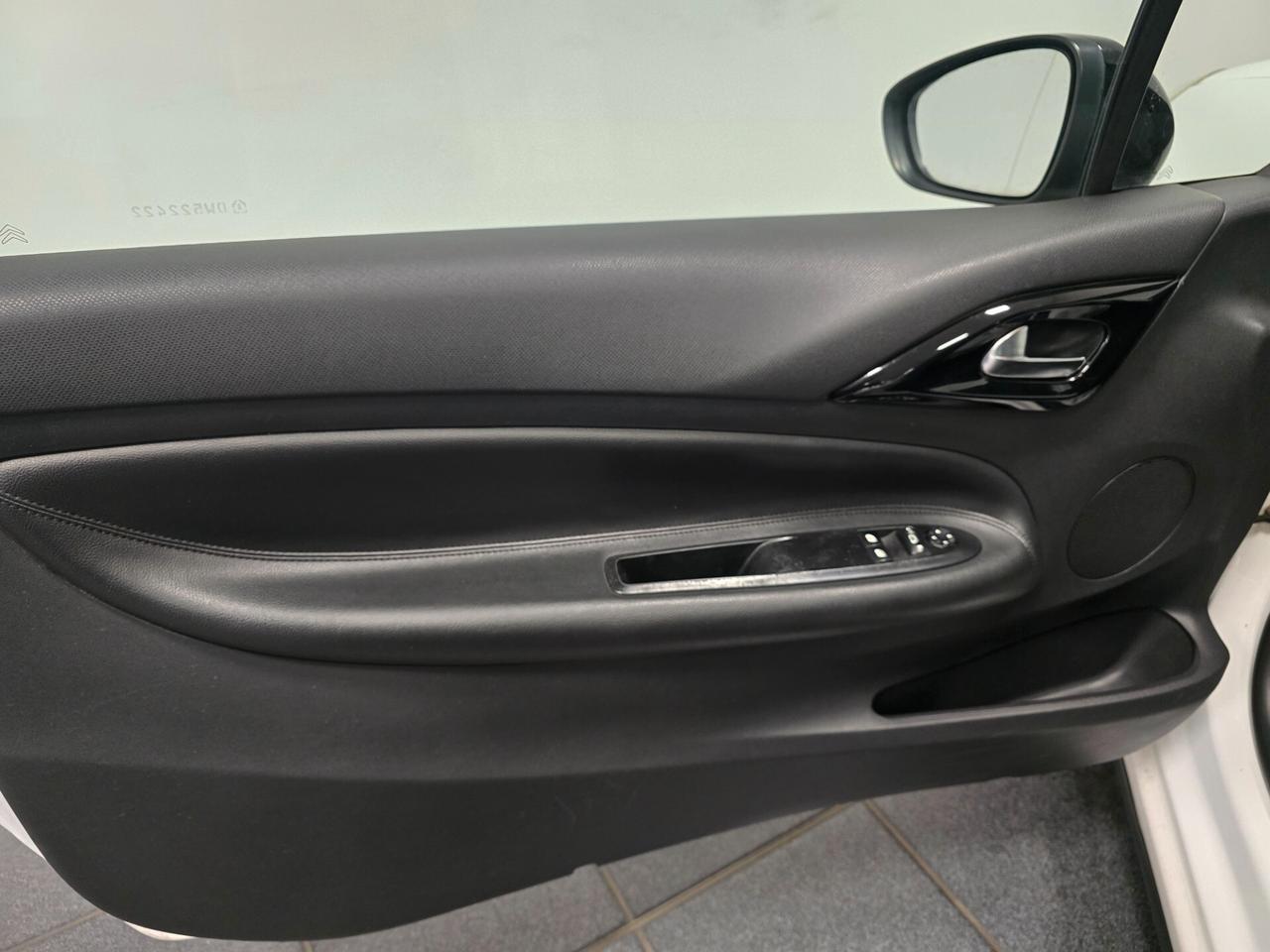 Ds DS3 3 1.6 e-HDi 90 airdream So Chic 2013