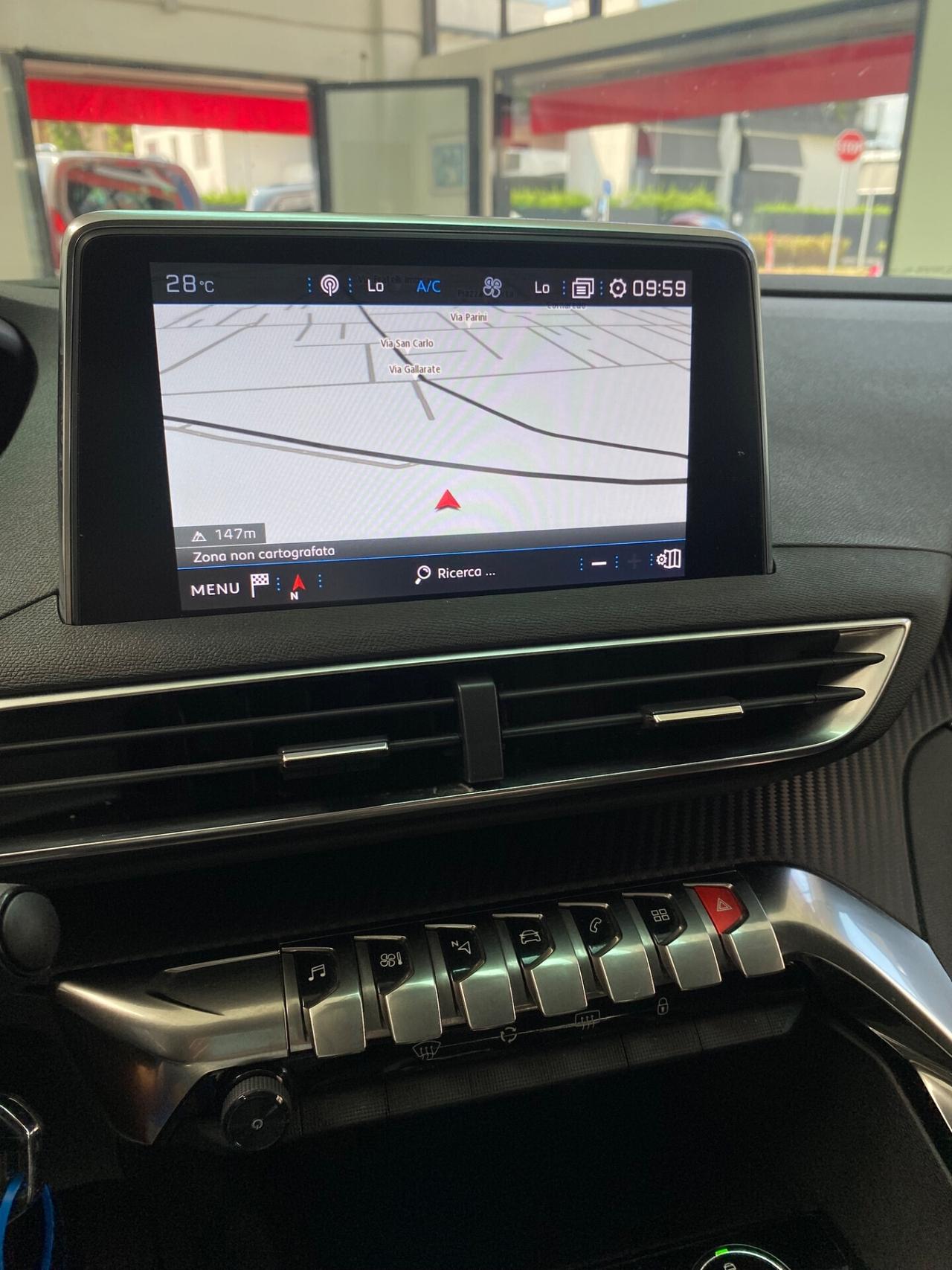 Peugeot 3008 BlueHDi 130 S&S EAT8 Business