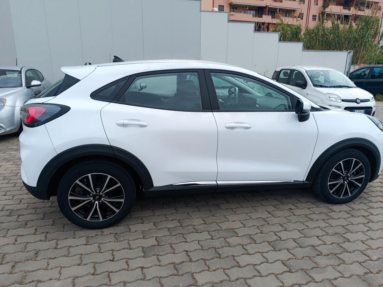 Ford Puma 1.0 EcoBoost Hybrid 125 CV Titanium