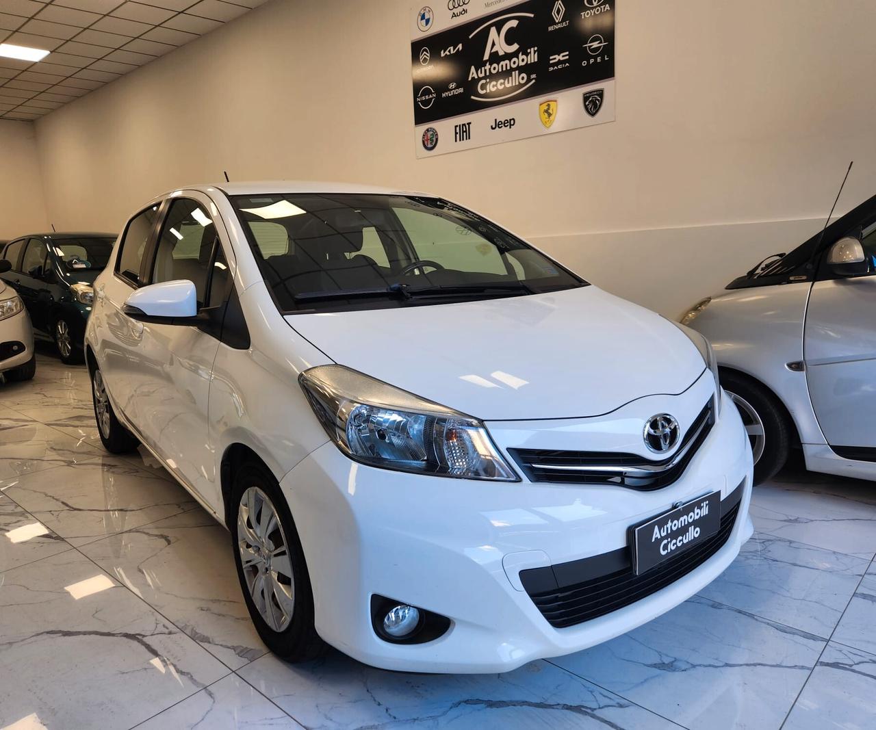 Toyota Yaris 1.4 D-4D 5 porte Lounge