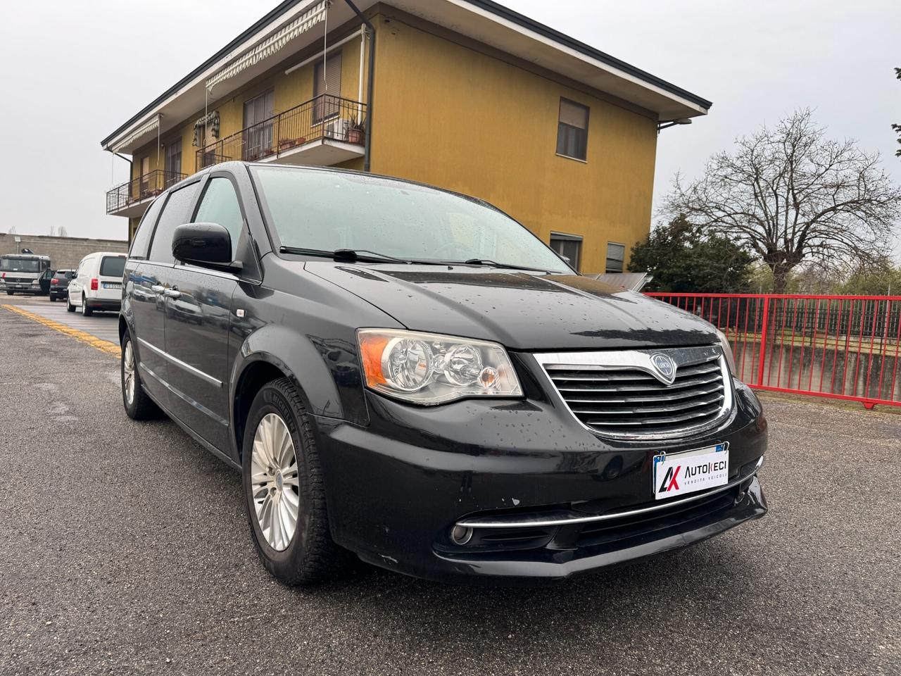 Lancia Voyager 2.8 Turbodiesel Platinum 163 CV