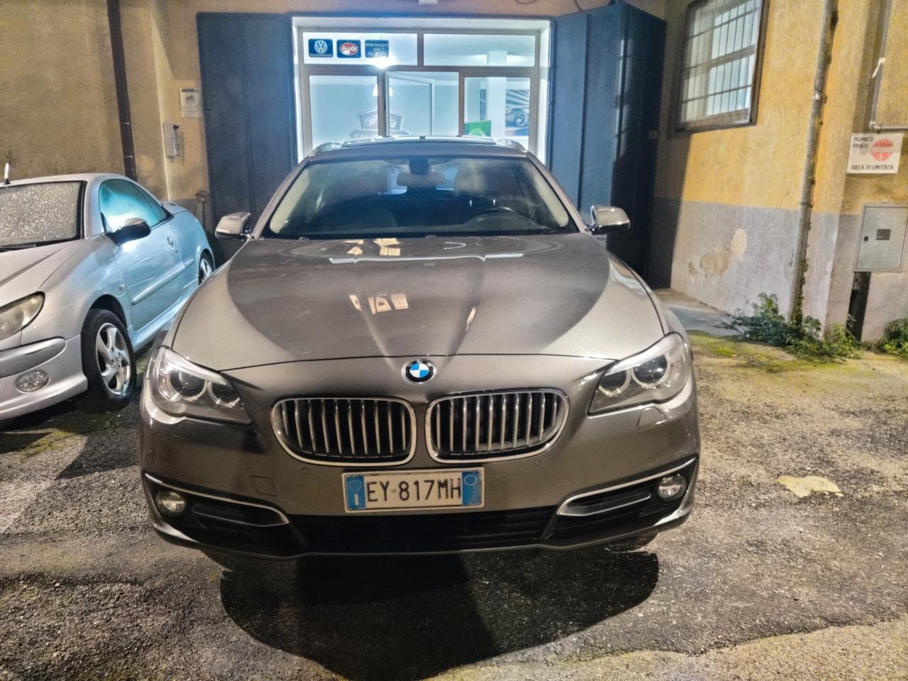 Bmw 520 520d xDrive Touring Luxury