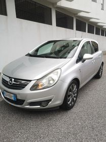 Opel Corsa 1.2 benz - Garanzia 12 Mesi