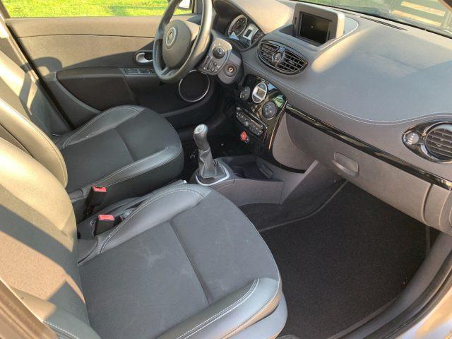 RENAULT Clio 1.2 16V 5 porte Live!