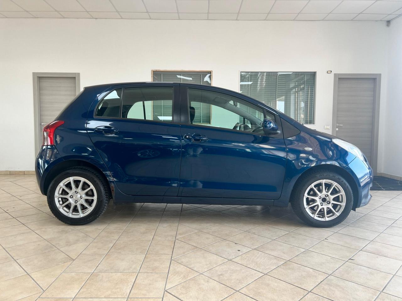 Toyota Yaris 1.3 5 porte Sol