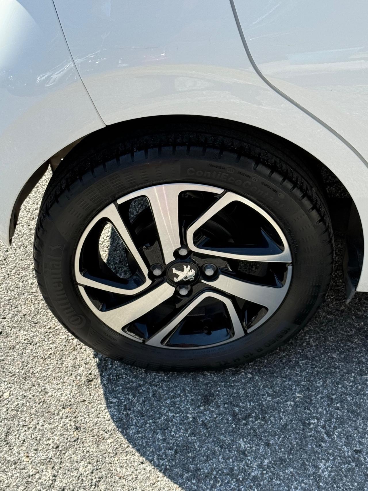 108 VTi 72 - 5 porte- Collection-unipro-rate-E6