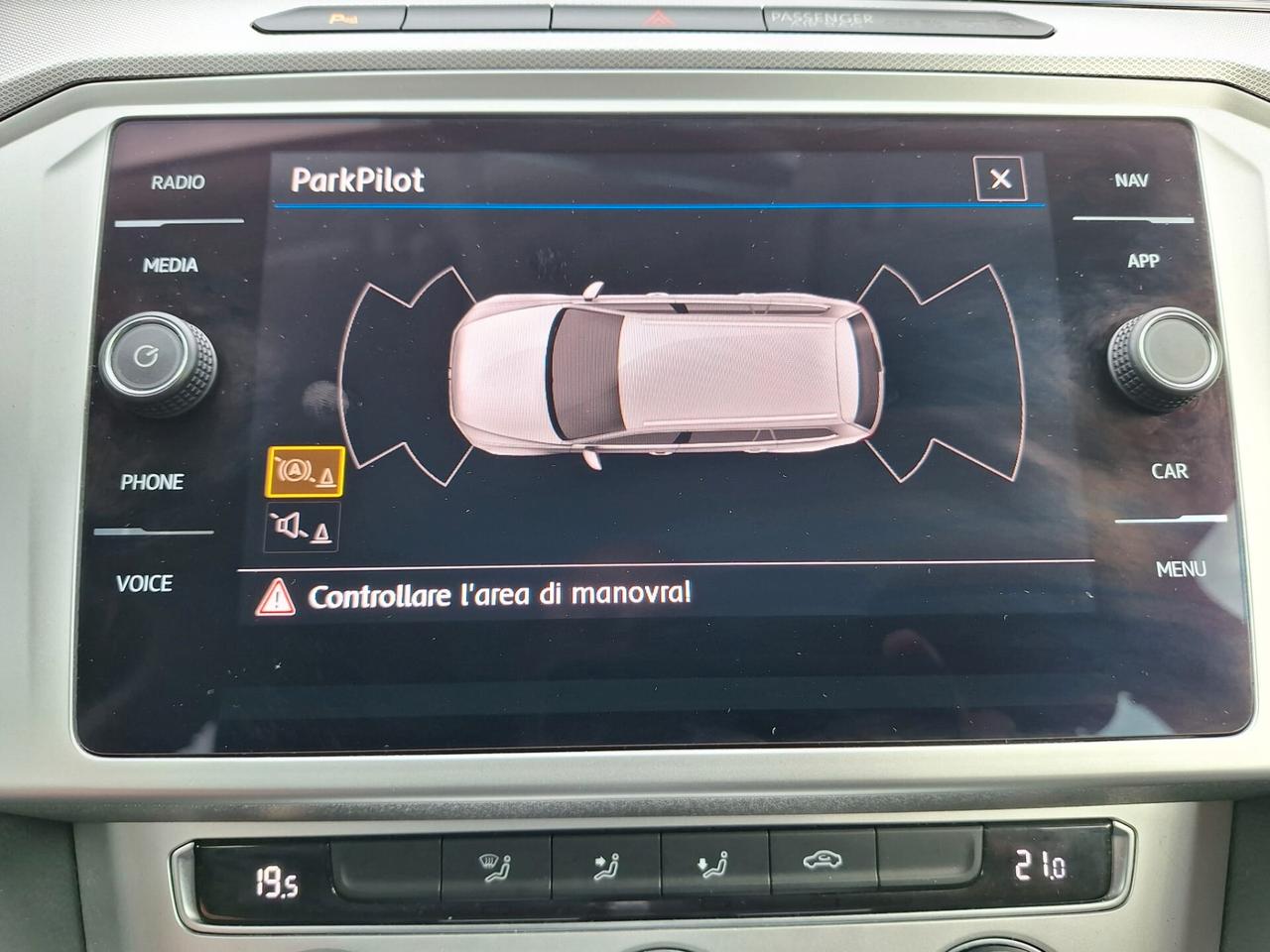 Volkswagen Passat Variant 2.0 TDI DSG Business BMT UNICO PROPRIETARIO IVA ESPOSTA