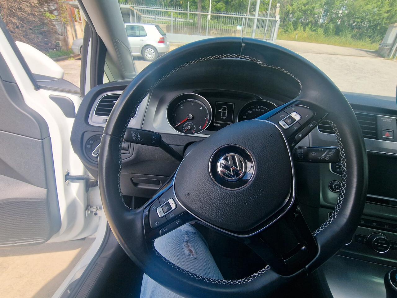 Volkswagen Golf Business 1.6 TDI 5p. Highline BlueMotion Technology