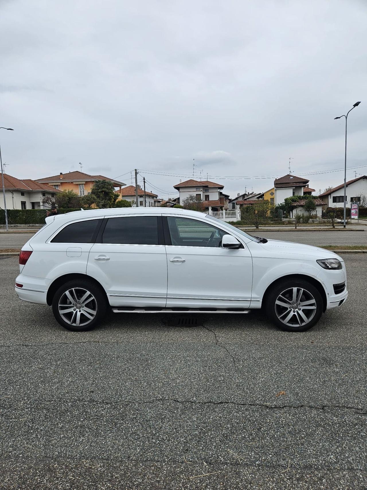 Audi Q7 3.0 V6 TDI quattro tiptronic