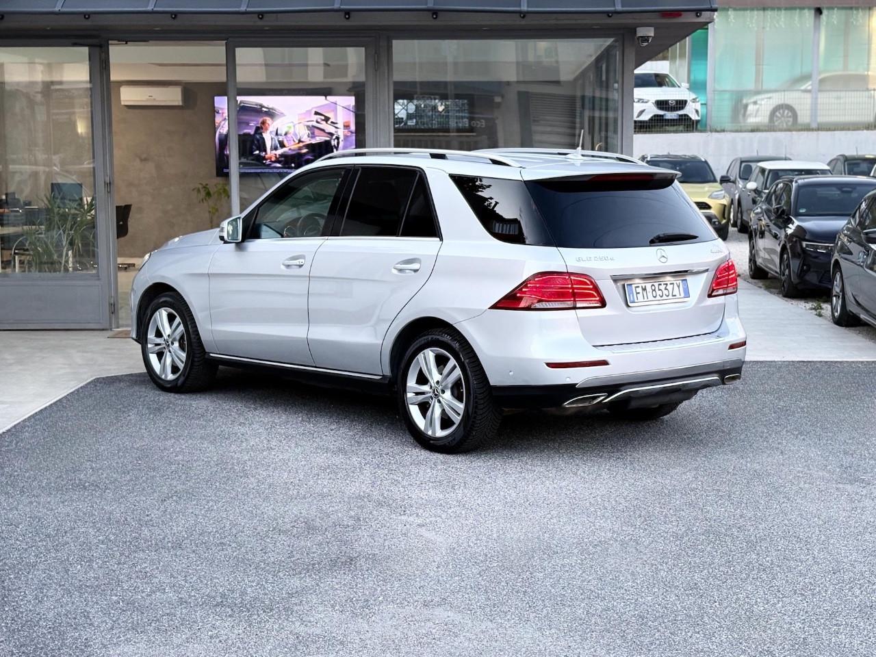 Mercedes GLE 250 Premium 4Matic 204CV E6 - 2018