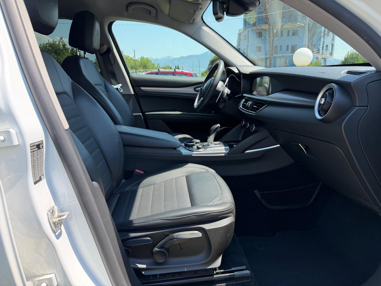 Alfa Stelvio 2.2Turbodiesel 210CV AT8 Q4 Super-2018