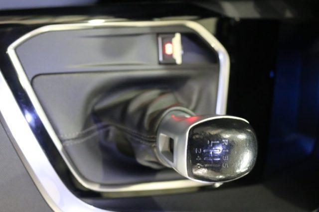 PEUGEOT 3008 BlueHDi 130 S&S Allure "PARI AL NUOVO"