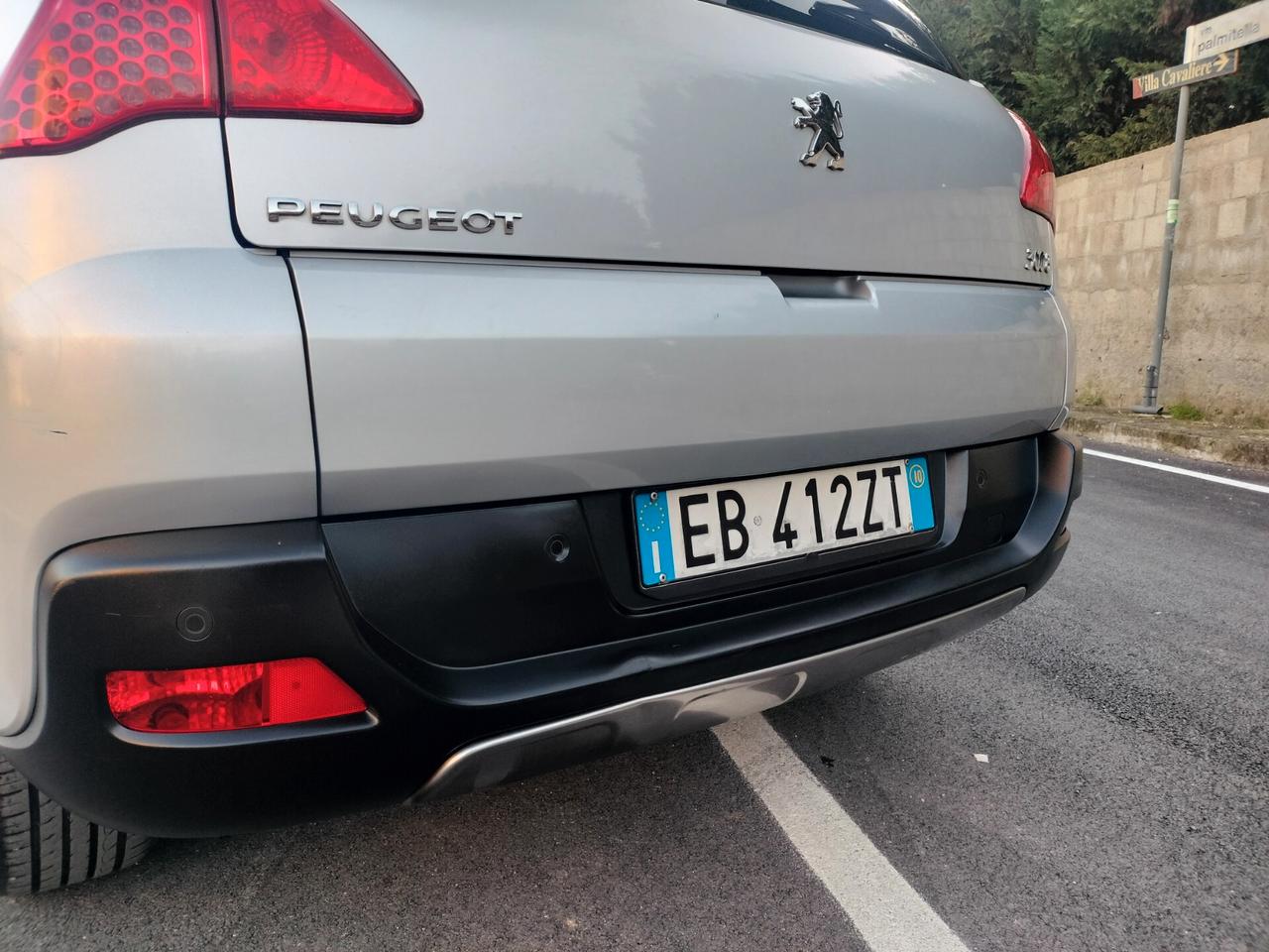 Peugeot 3008 1.6 HDi 110CV cambio robotizzato Outdoor