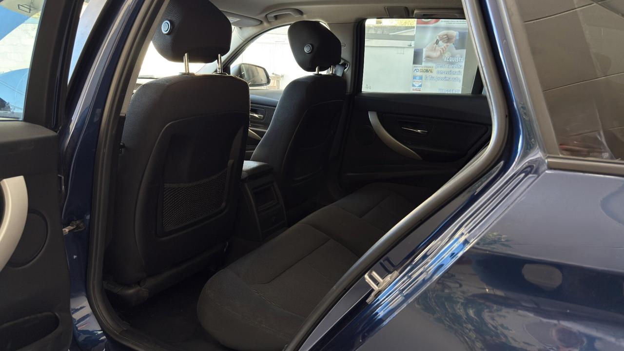 Bmw 320d Touring Business Advantage auto