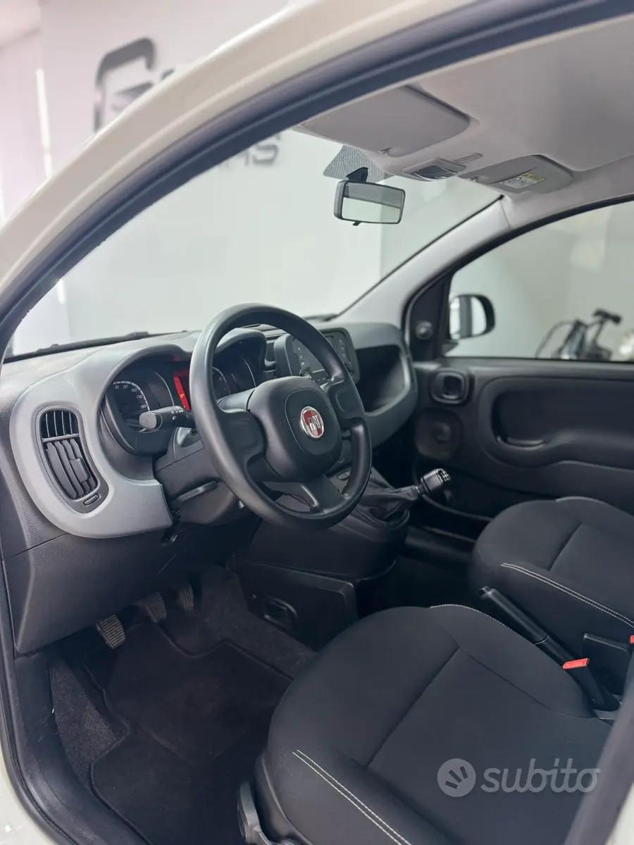 FIAT PANDA 1.0 FIREFLY SES HYBRID RED