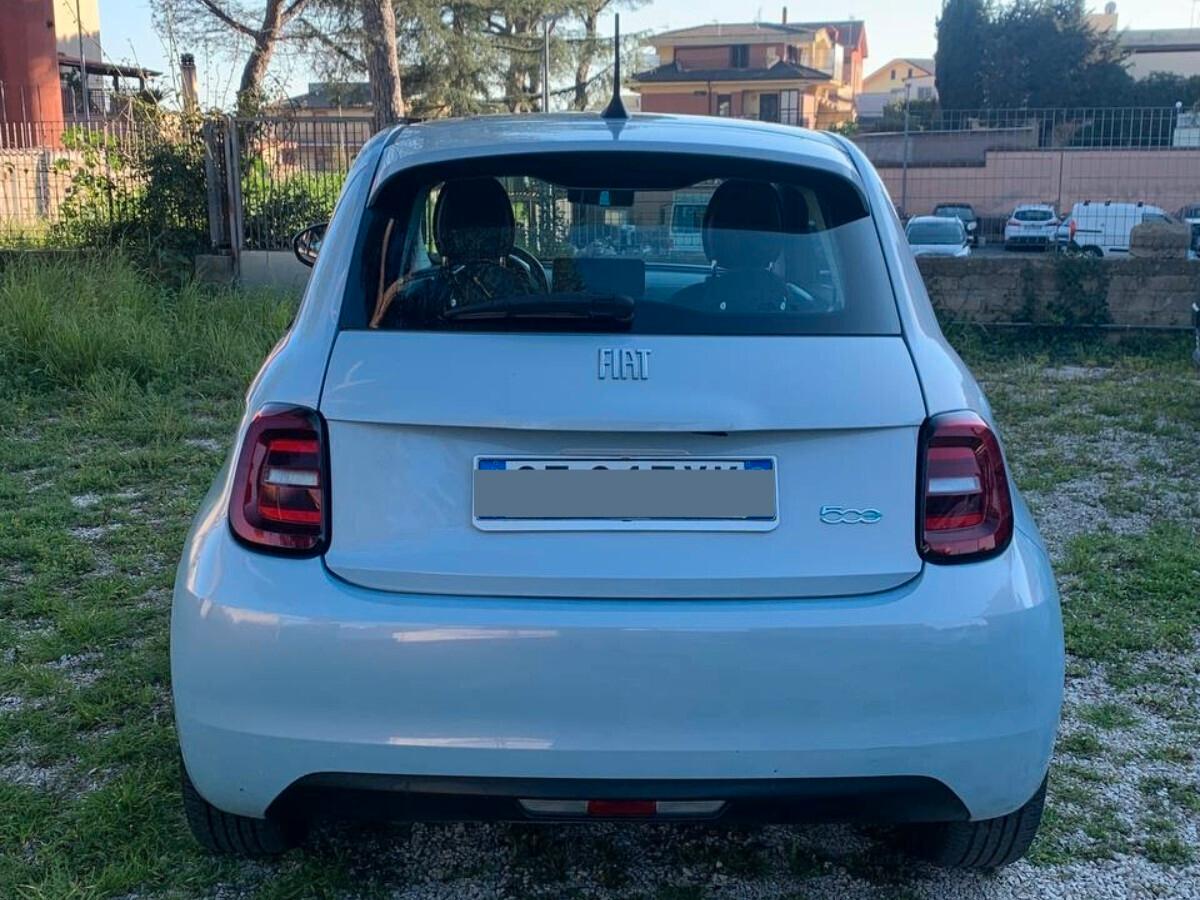 Fiat 500e ICON 42 kWh UNIPRO