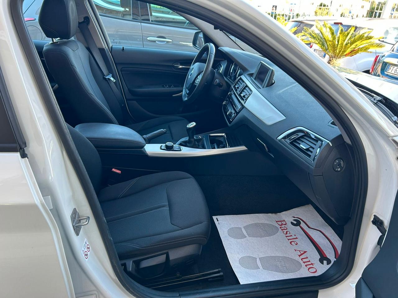 Bmw 114 114d 5p. Advantage