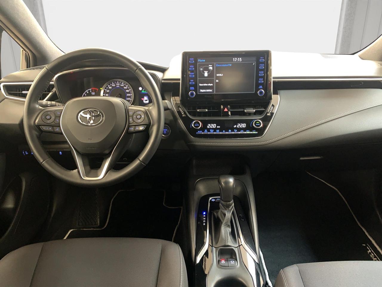 Toyota Corolla 1.8h Active cvt