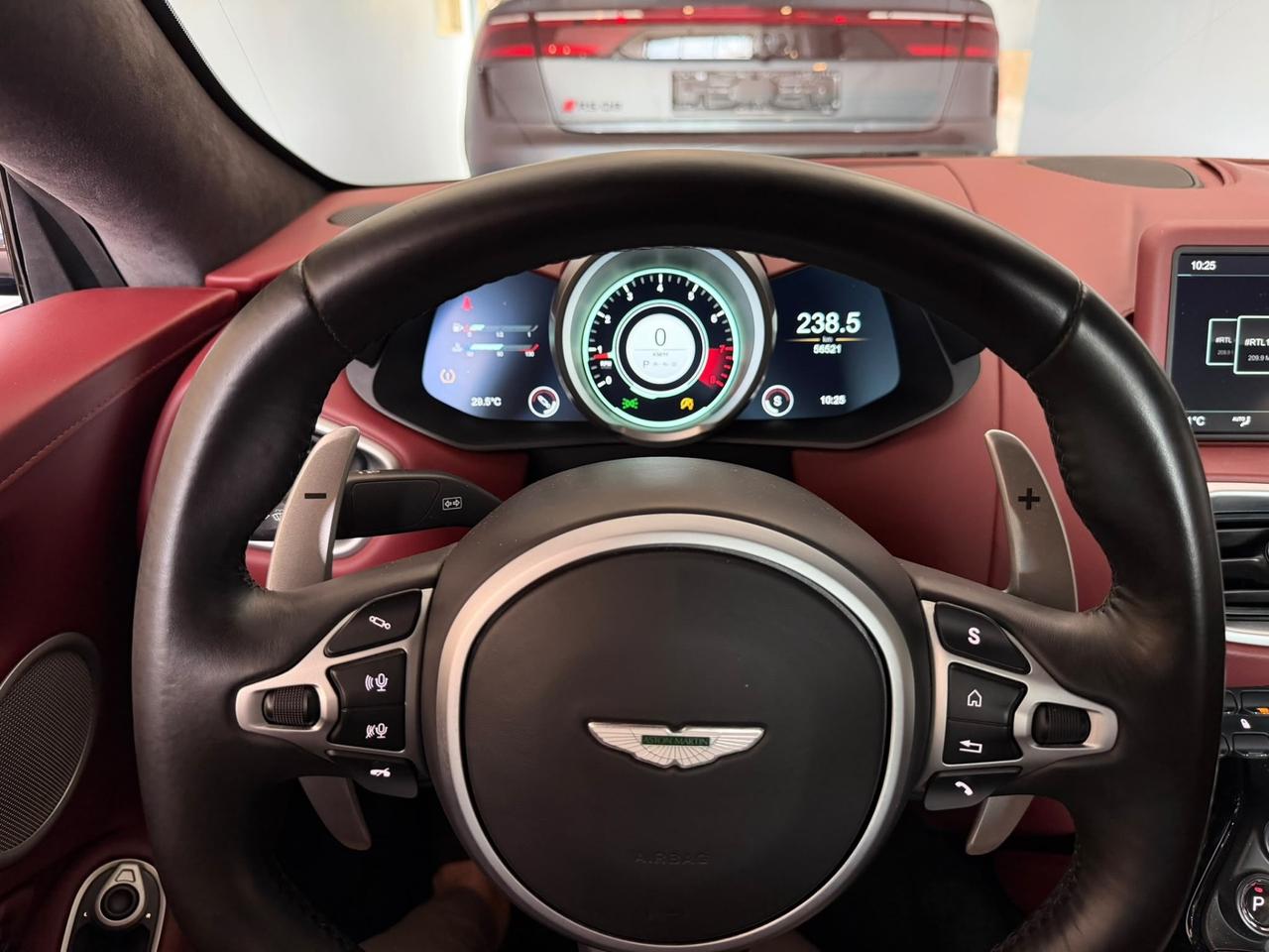 Aston Martin Vantage Coupé