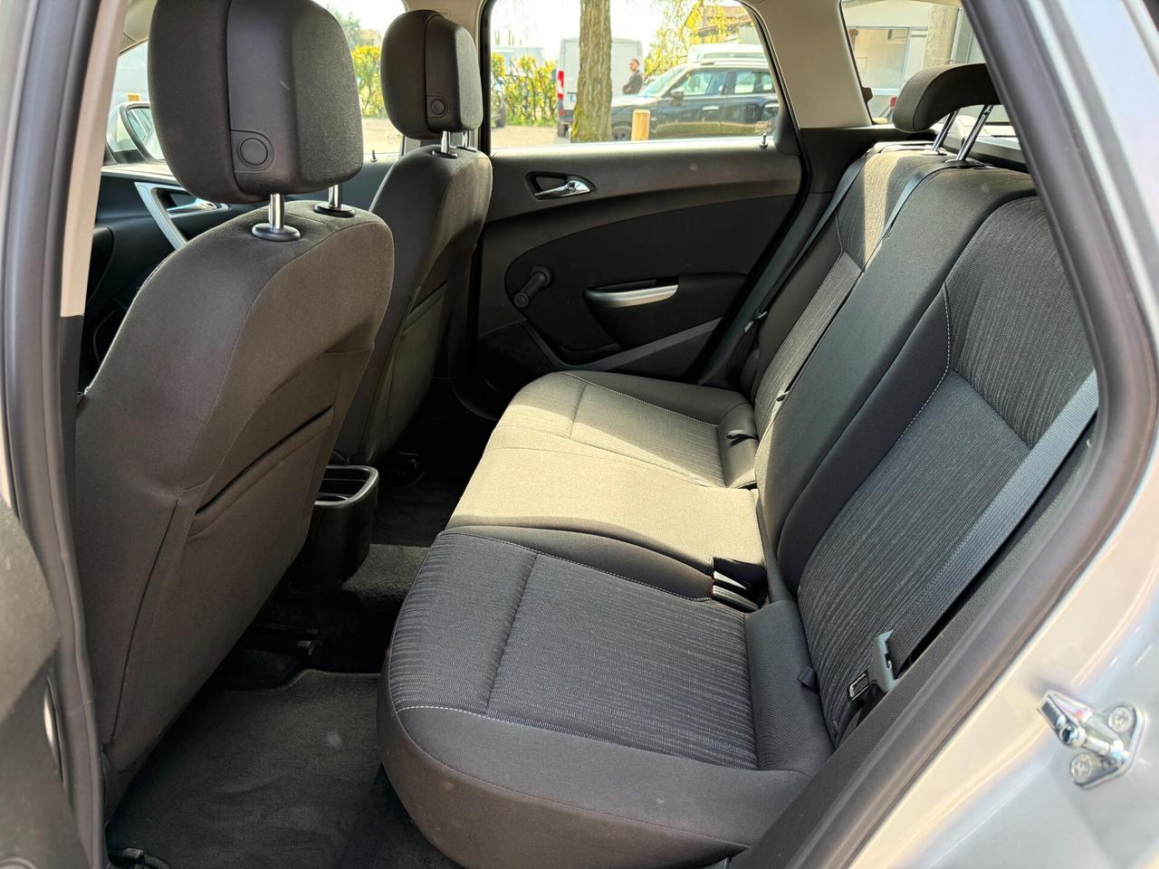 Opel Astra 1.7 CDTI 110CV Station Wagon Cosmo