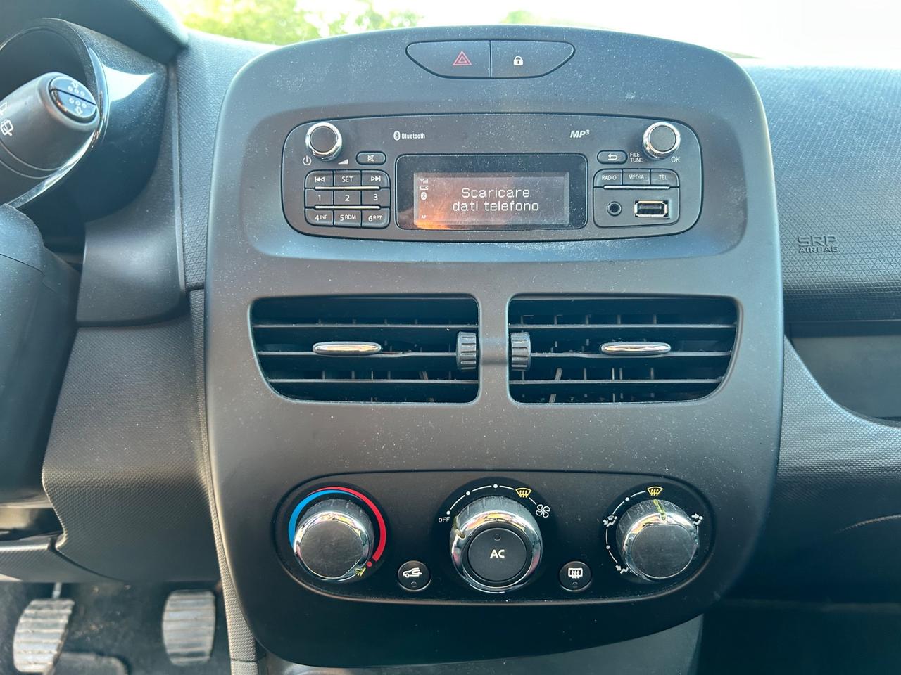 Renault Clio 1.5 dCi 75CV