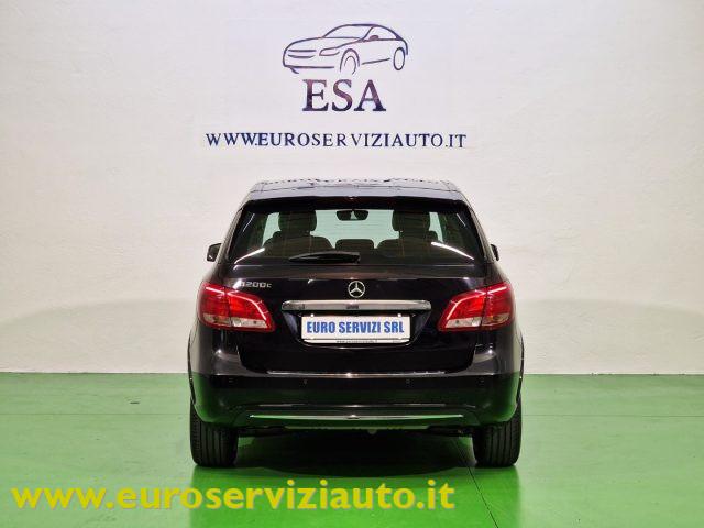 MERCEDES-BENZ B 200 c Executive