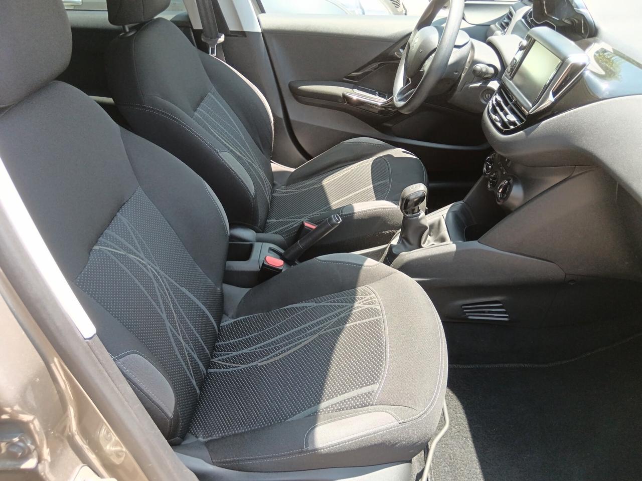 Peugeot 208 1.4 HDi 68CV 5P NEOPATENTATI