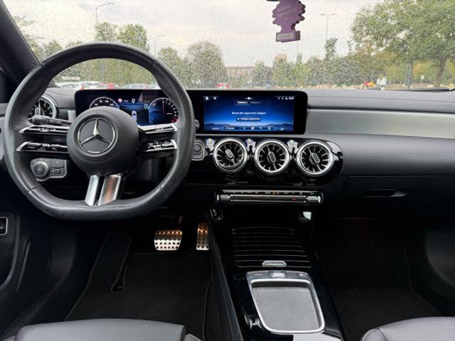 MERCEDES-BENZ A 250 e hybrid EQ AMG Line Premium