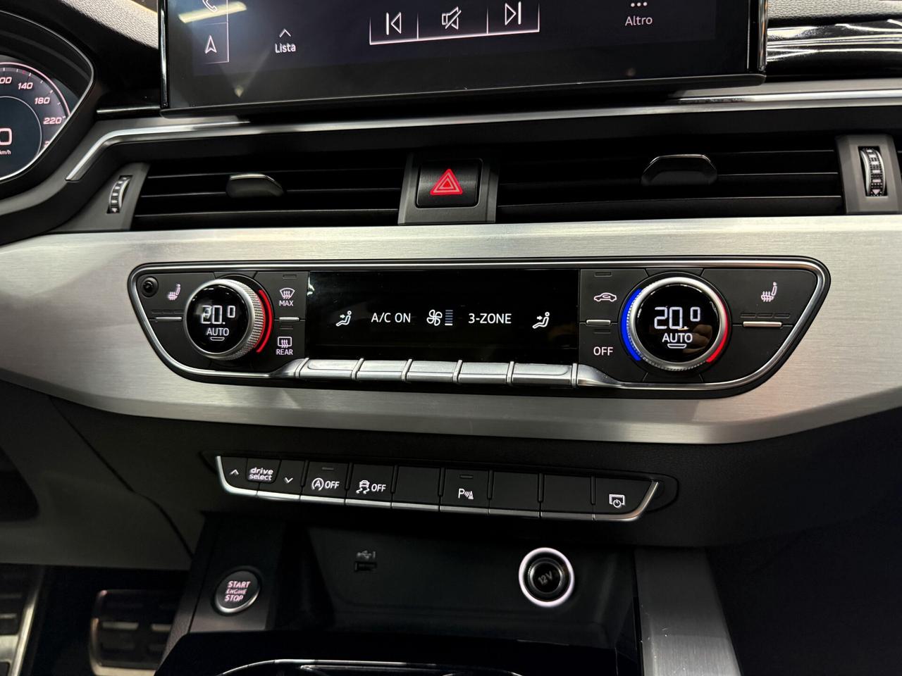 Audi A4 2.0 TDI QUATTRO 190CV SLine Stronic