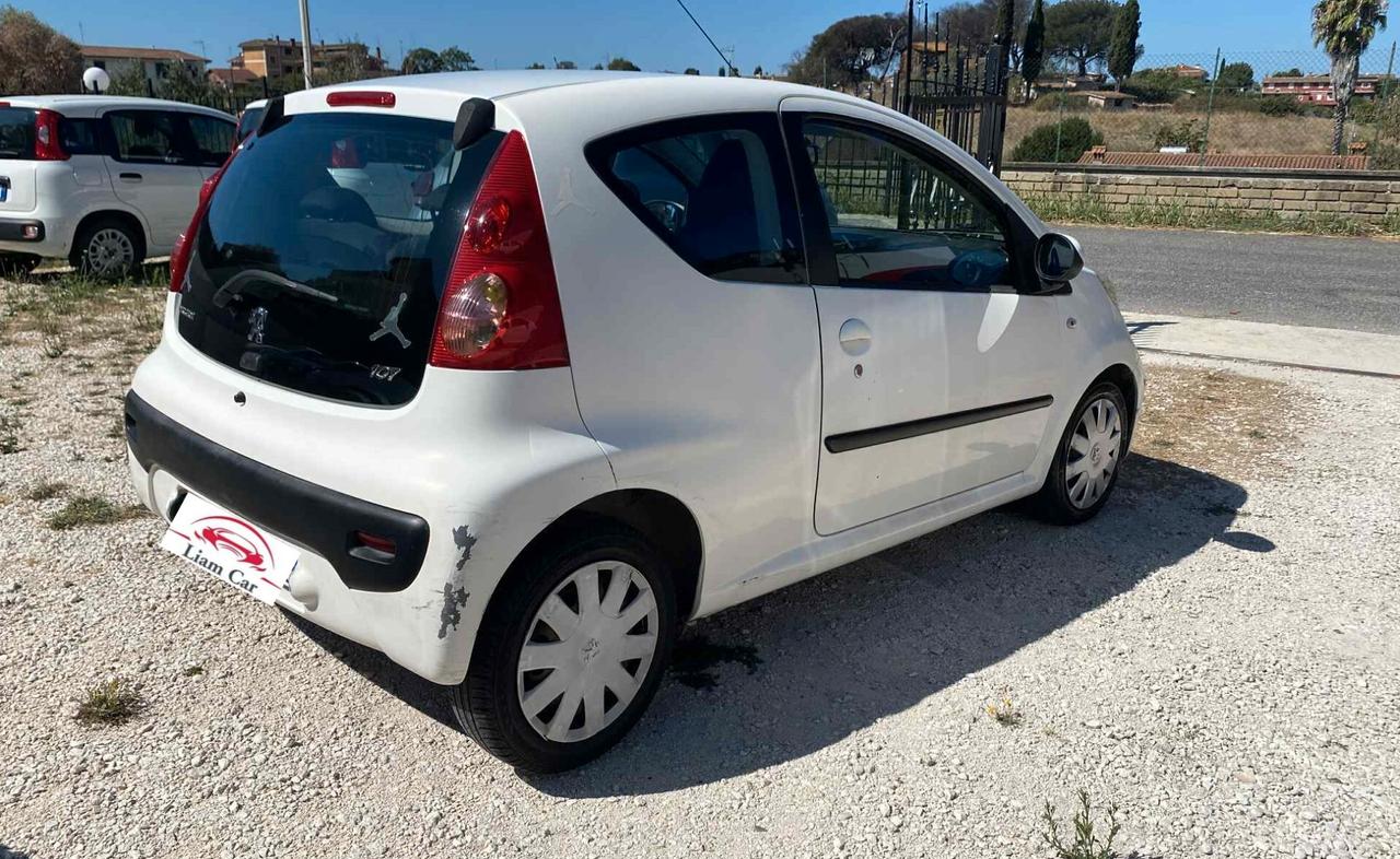 Peugeot 107 1.0 Benz. Ok Neop.