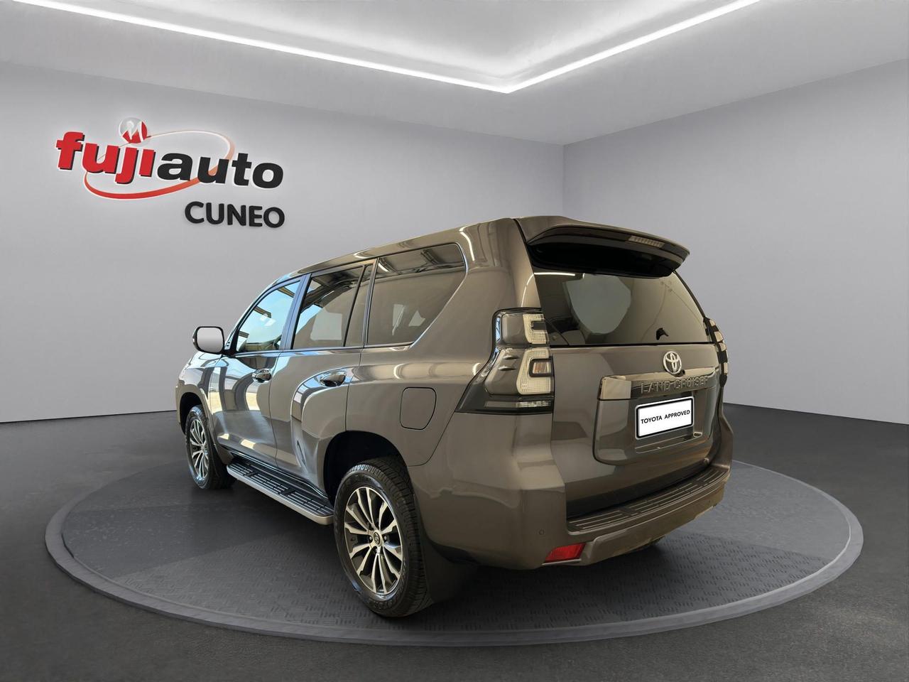 Toyota Land Cruiser 5p 2.8 d-4d Executive auto