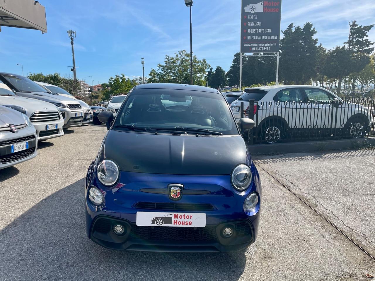 Abarth 595 1.4 Turbo T-Jet 165 CV Monster Energy Yamaha