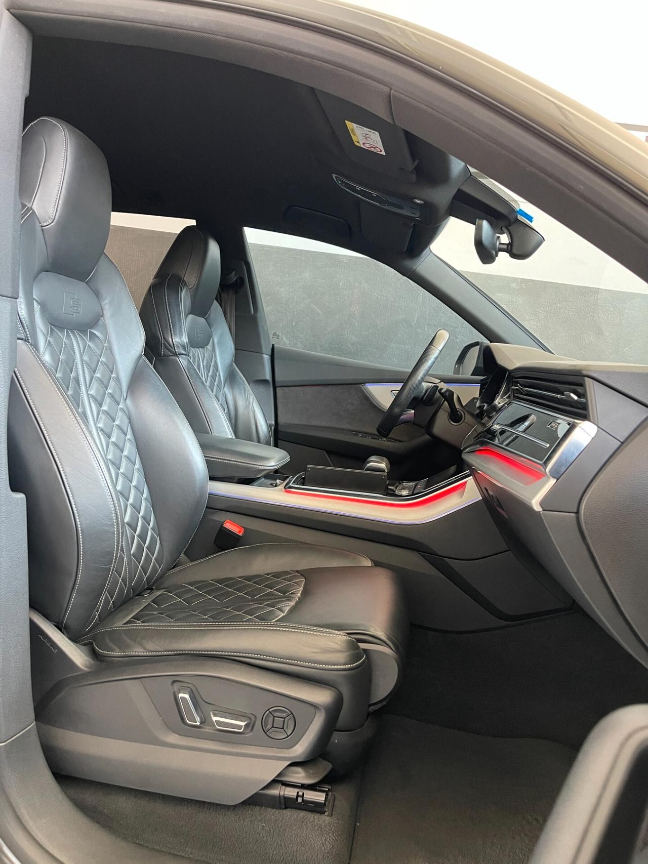 Audi Q8 50 TDI Mild Hybrid S Line Edition Identity Black