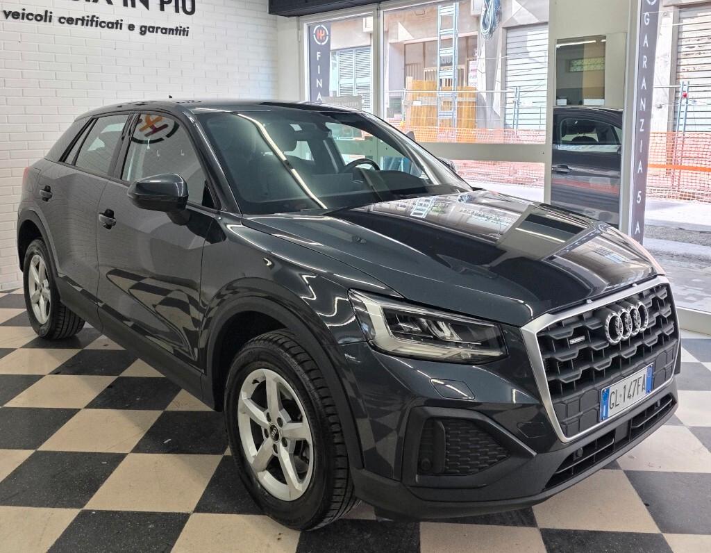 Audi Q2 35 TDI quattro S tronic Business