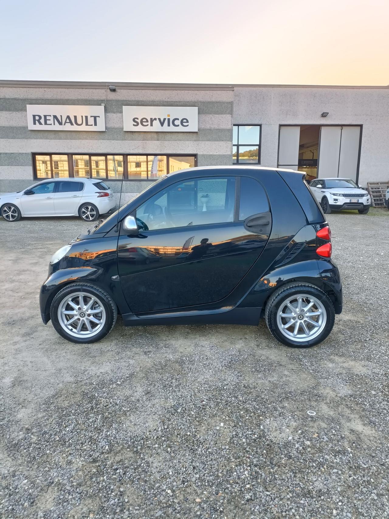 Smart ForTwo 1000 52 kW coupé pure