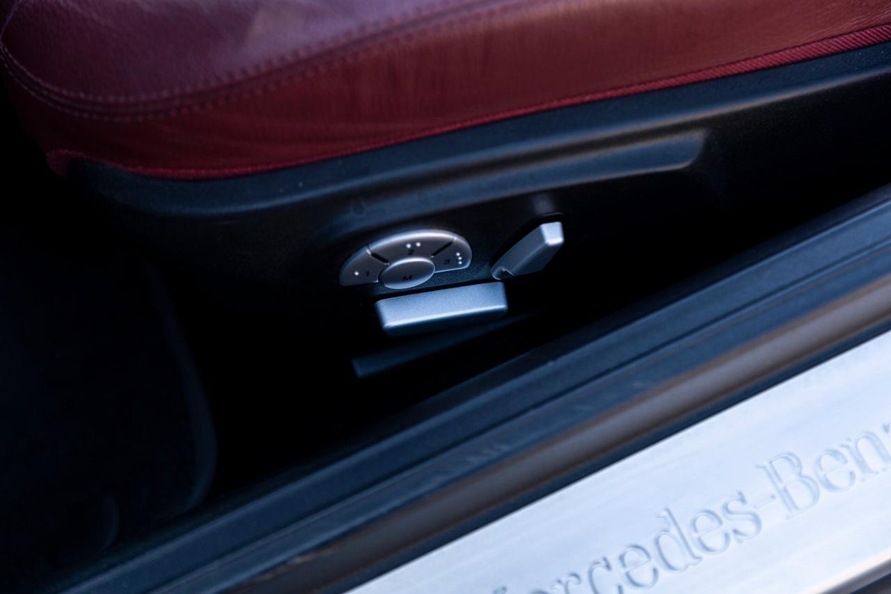 Mercedes-benz SLK 7G-Tronic V6* Pelle rossa* Airscarf* Xenon* CRS a Libretto