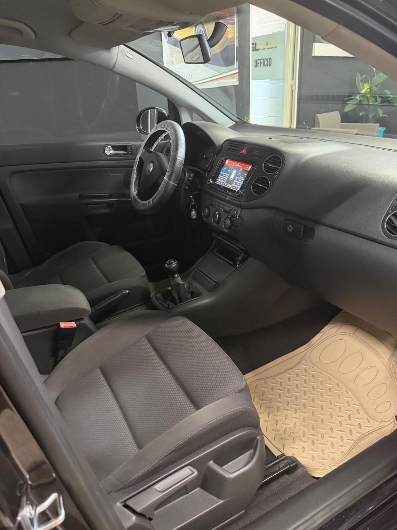 Volkswagen Golf Plus 2.0 16V TDI 5p. Sportline