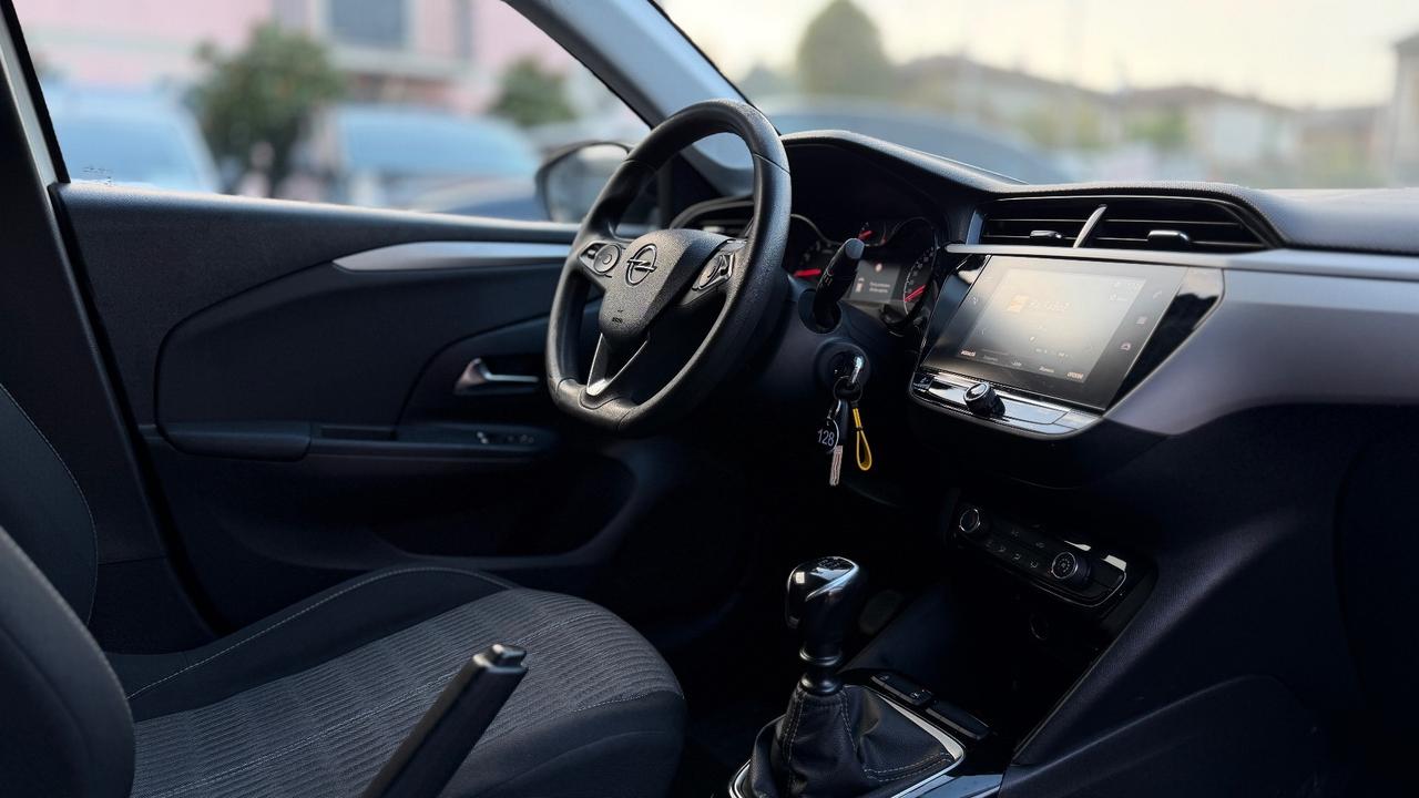 OPEL CORSA 1.5 GS 100 CV - NEOPATENTATI