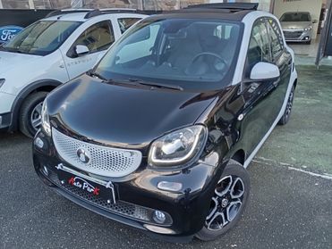Smart ForFour Cabrio 1.0 70CV Prime Aut.