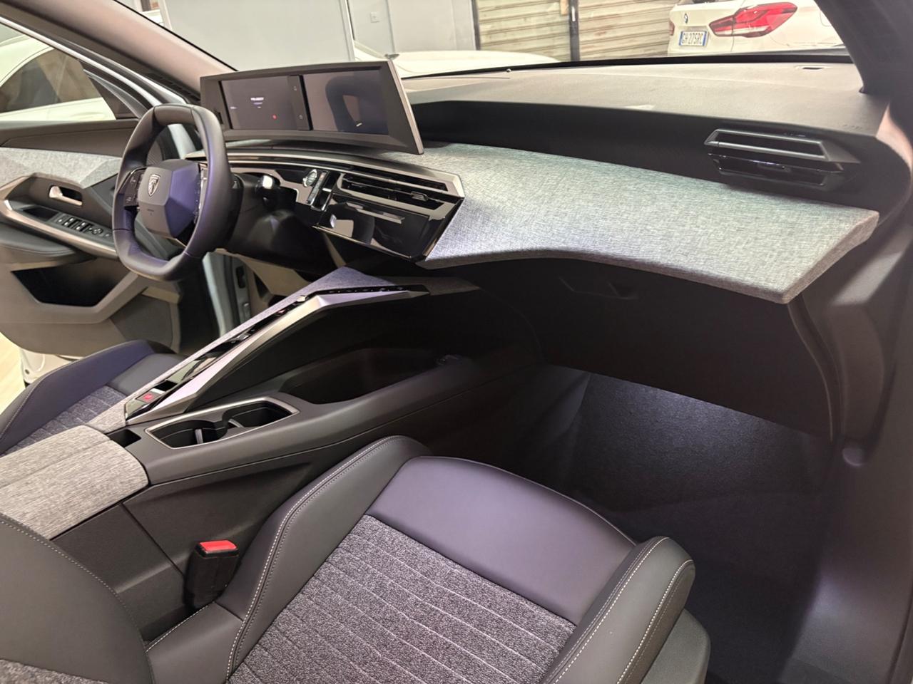 Peugeot 3008 Hybrid 145 e-DCS6 Allure