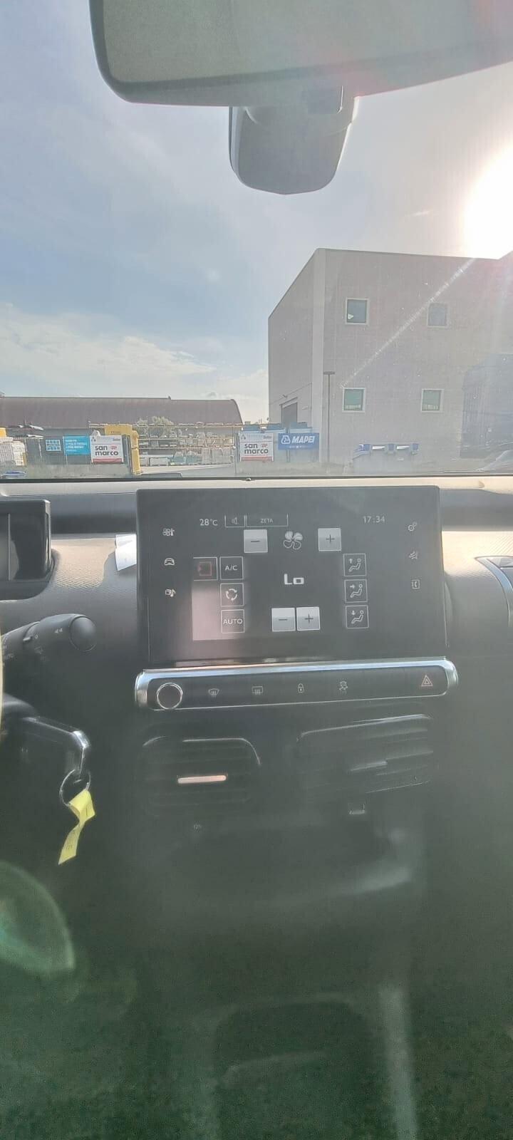 Citroen C4 Cactus 1.6 BlueHDi 100 CV Shine
