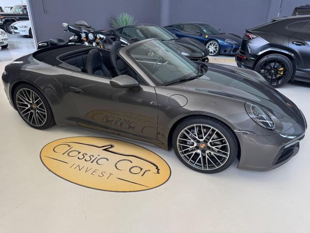 PORSCHE 992 Carrera 4 Cabriolet UNIPRO - SPORT CHRONO