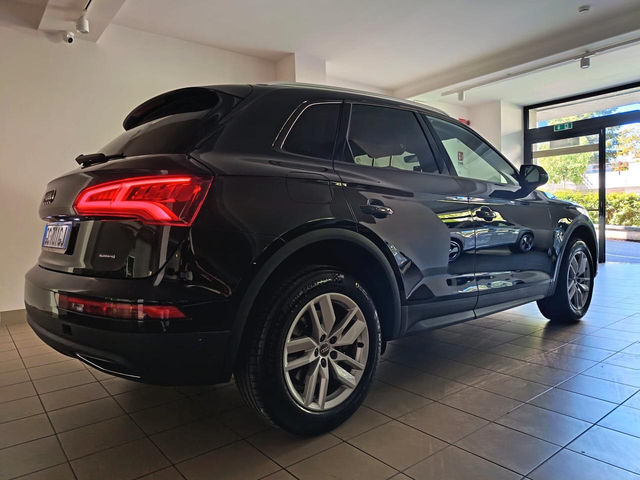 Audi Q5 35 TDI S tronic line plus