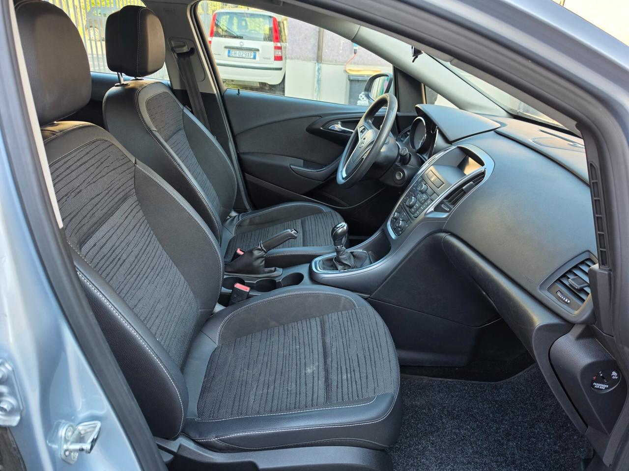 Opel Astra 1.6 CDTi 110CV Sports Tourer Elective Euro6 solo km 111370