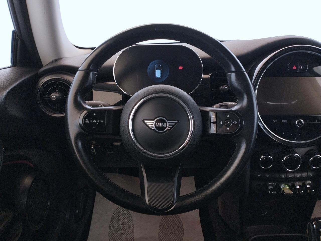 Mini Full Electric Cooper SE Classic - NEOPATENTATI